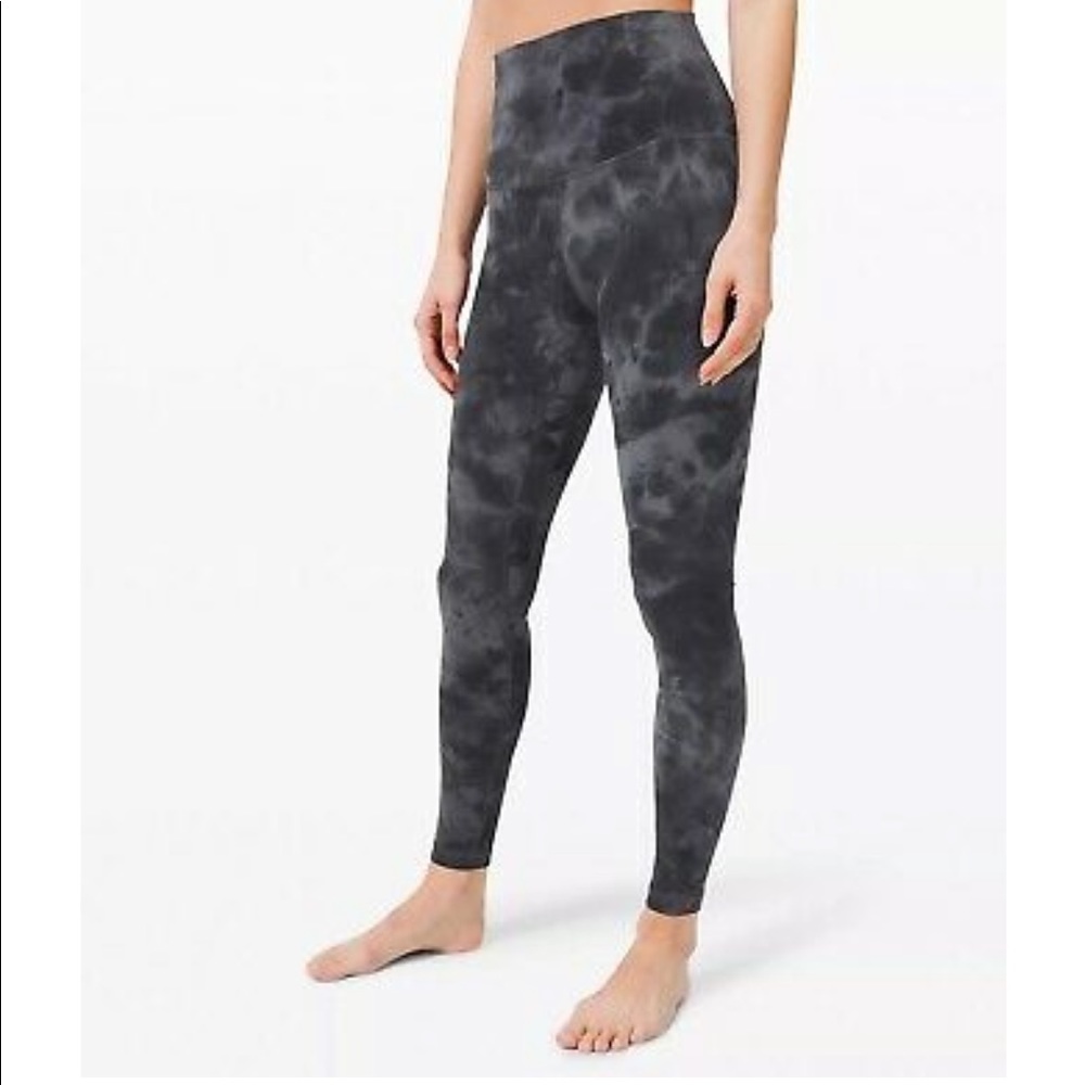 EUC Lululemon Align 25” Diamond Dye tights
